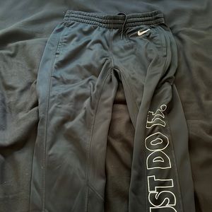 Nike sweatpants size S